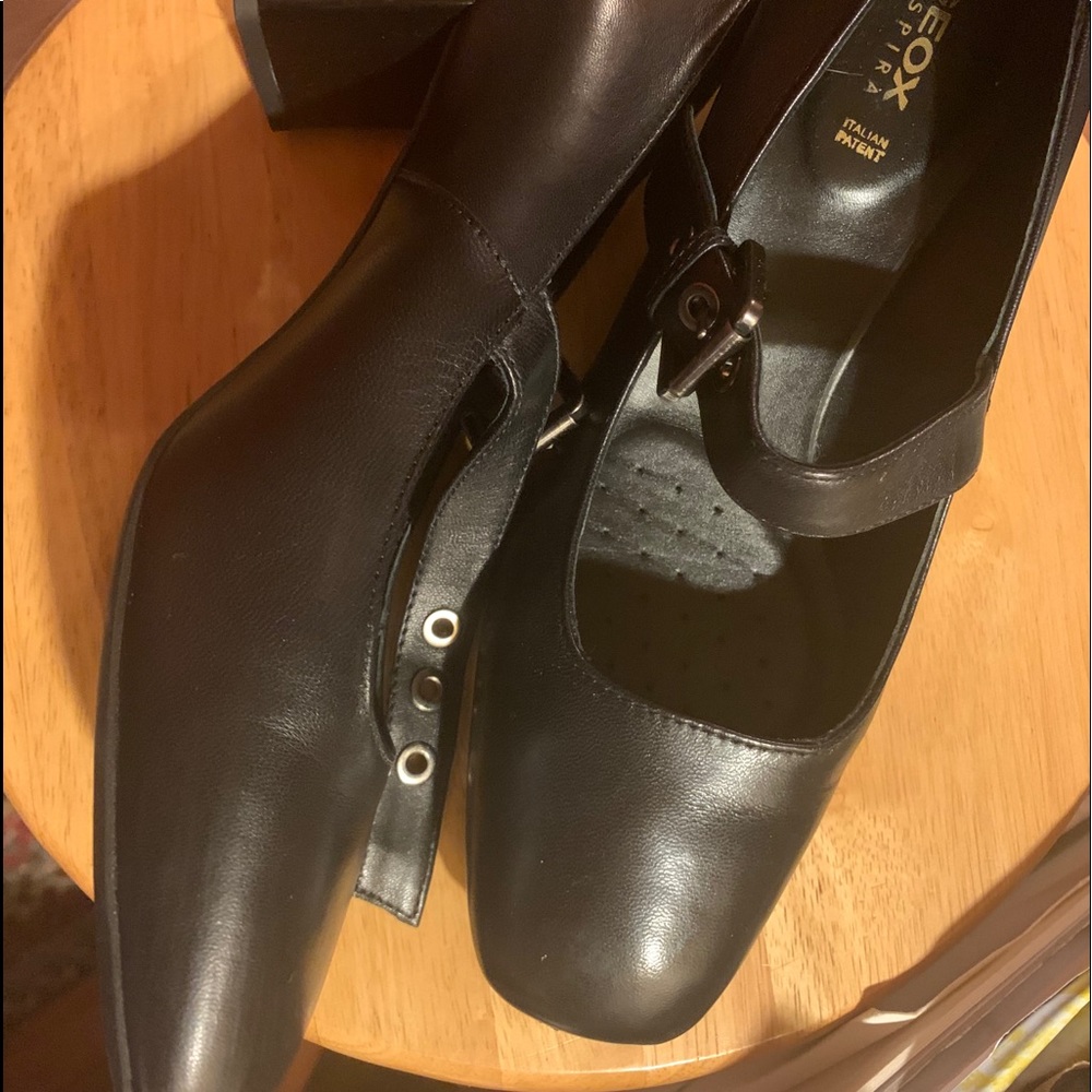 Grocery Respira size 9 women shoes